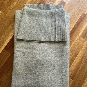 Uniqlo Cashmere Turtleneck